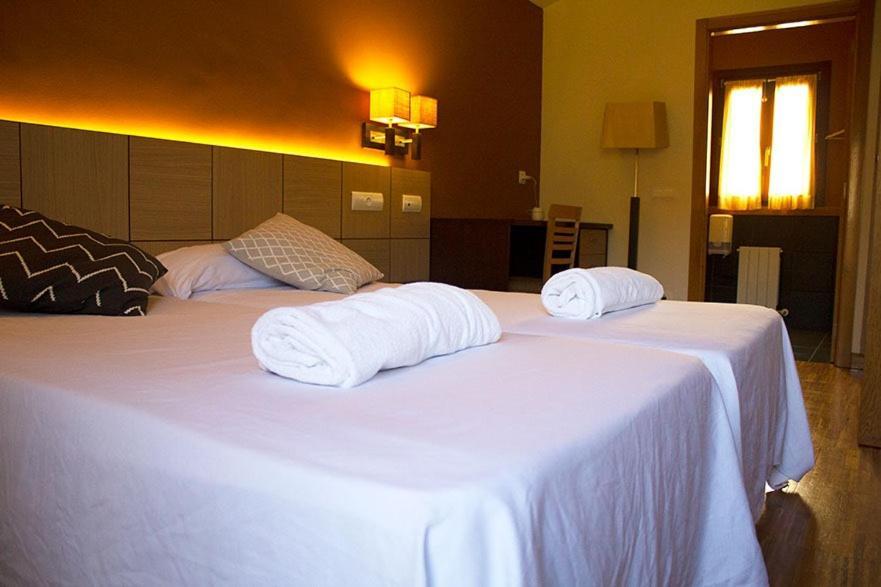 Hotel Valle De Turtzioz Kültér fotó